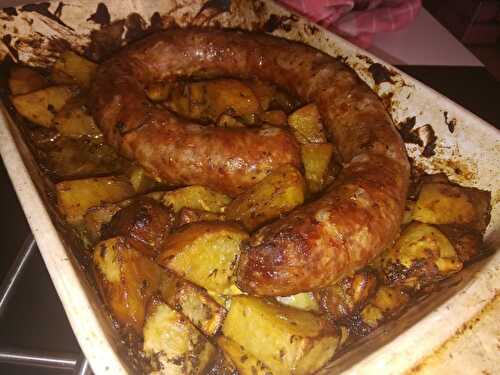 Saucisse de Toulouse et pomme de terre rôtis a la moutarde a la truffe - Notre amour de cuisine 