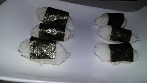 Sushis nigiri - Notre amour de cuisine 