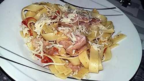 Tagliatelles à l'italienne jambon cru tomate cerise