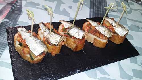 Tapas tartines de courgette aux sardines