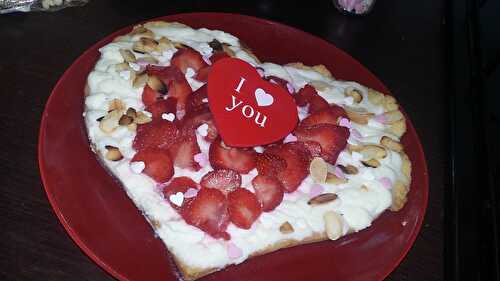 Tarte coeur au mascarpone vanillé et aux fraises