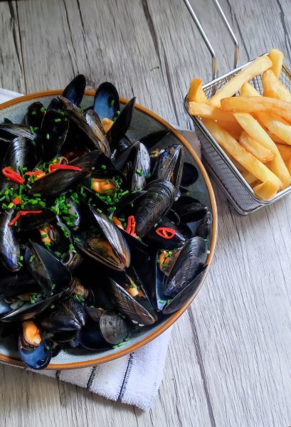 Moules marinières pimentées