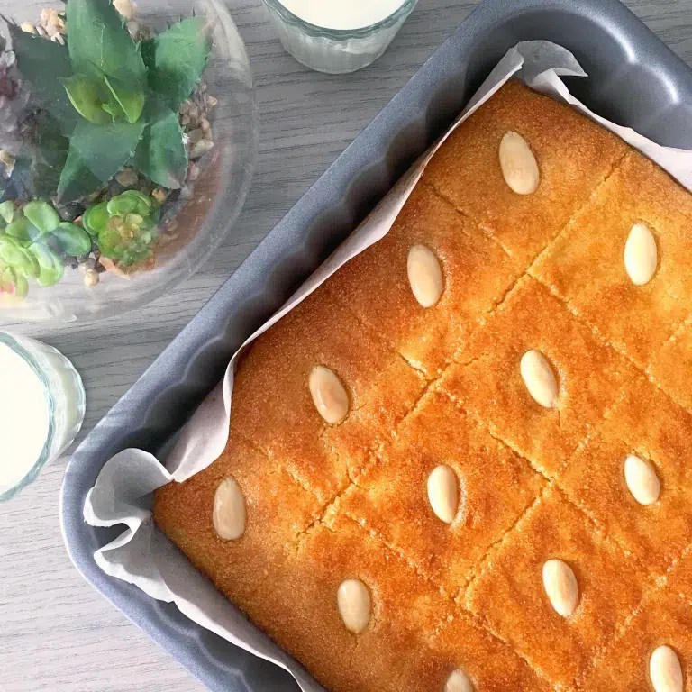 Basboussa aux amandes