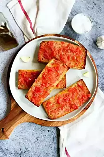 Pan con tomate