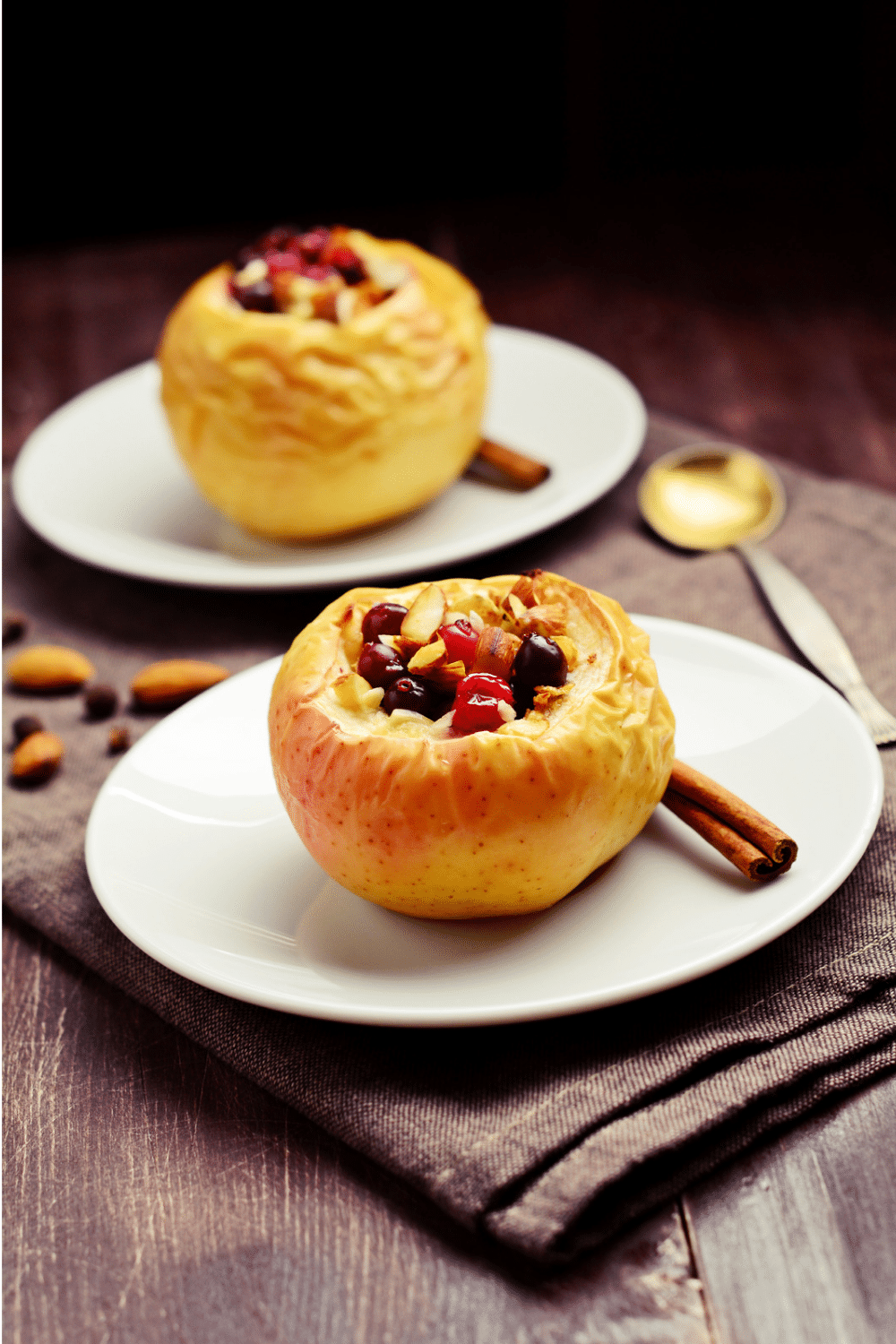 Pommes au four aux fruits secs