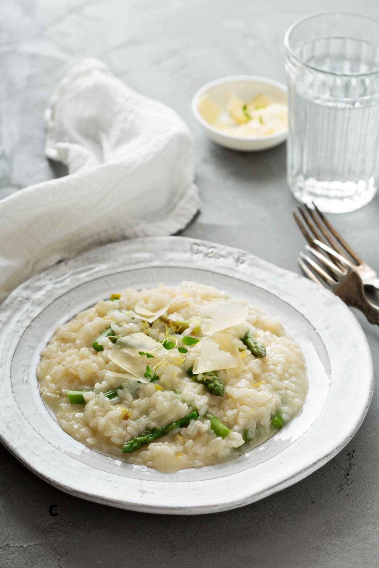 Risotto aux asperges vertes : la recette printanière ultra-crémeuse ✨