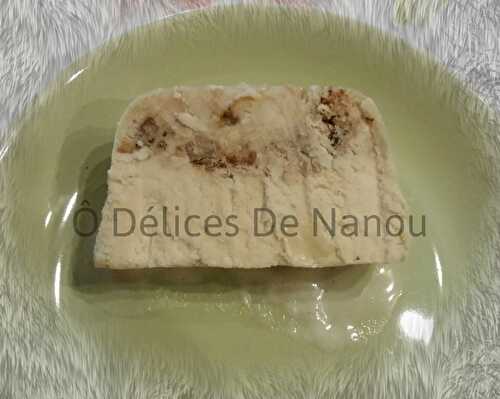 Nougat Glacé Aux Noix & Amandes Effilées Caramélisées