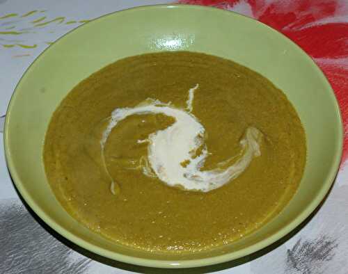 Velouté Aux Fanes De Carottes, Patate Douce & Panais