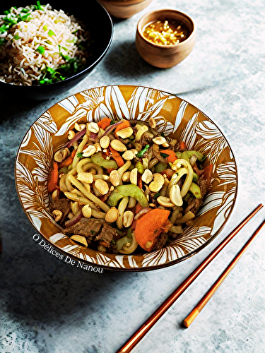 Salade thaï aux émincés végétaux