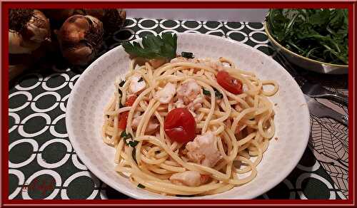 Filets de merlan, spaghettis, tomates cerise