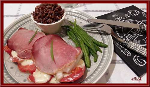 Papillotes de cabillaud, tomates, mozzarella et bacon