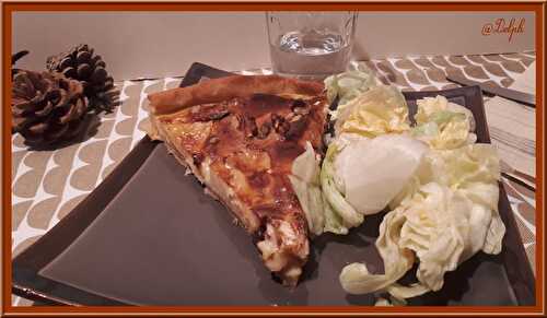 Quiche au camembert, noix et miel