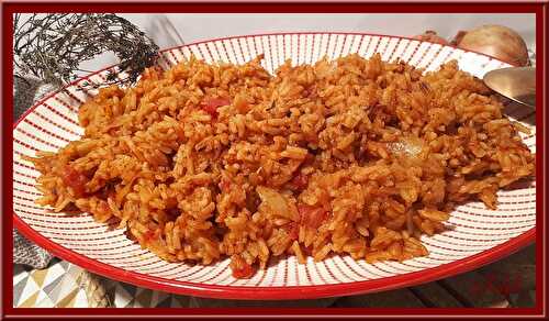 Riz Jollof ( à la tomate et oignons)