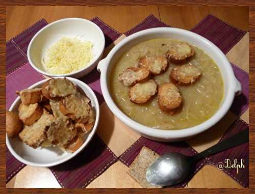 Soupe à l’oignon gratinée au comté