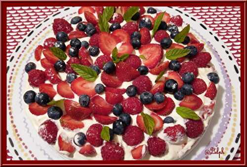 Tarte aux fraises framboises myrtilles et spéculoos sans cuisson