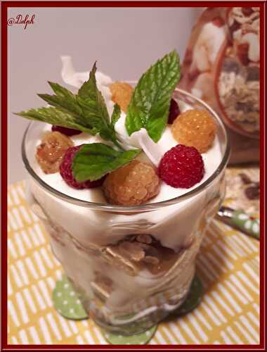 Verrine de framboises au muesli