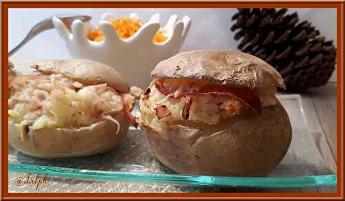 Pommes de terre farcies au fromage et bacon