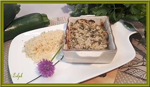 Crumble de courgettes et bacon aux herbes et à la ricotta