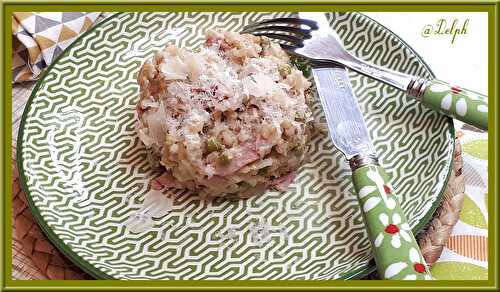 Risotto aux petits pois, jambon et tomates confites