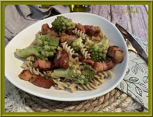 Poêlée de chou romanesco et poitrine fumée