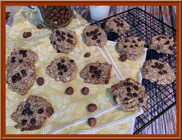 Cookies à la banane, avoine et noisettes