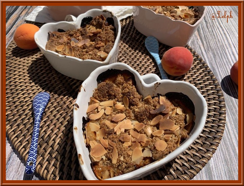 Crumble aux abricots et amande