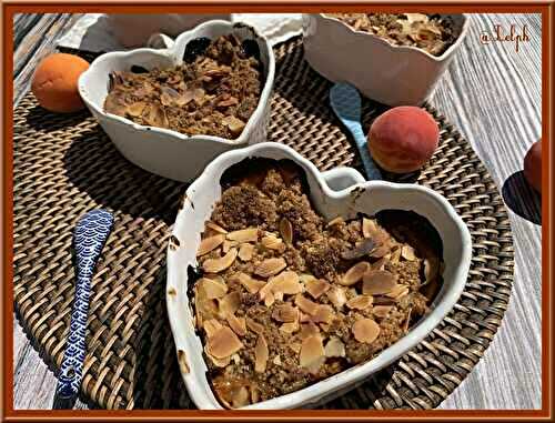 Crumble aux abricots et amande