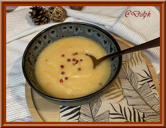 Soupe de chou-fleur au curry