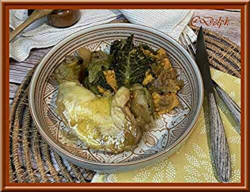 Cuisses de poulet aux pommes de terre, patate douce et chou vert