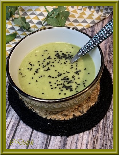 Velouté aux cosses de petits pois