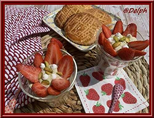 Verrine de fromage blanc à la pistache et fraises