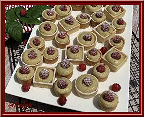 Mini tartelettes framboises et pistache