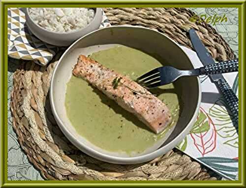 Pavé de saumon à la crème de cosses de petits pois