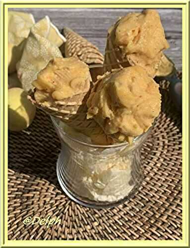 Glace aux pêches de vigne et mangue