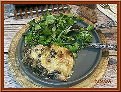 Gratin de truite fumée aux champignons et épinards