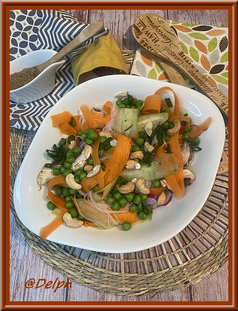 Salade Thaïe aux cacahuètes