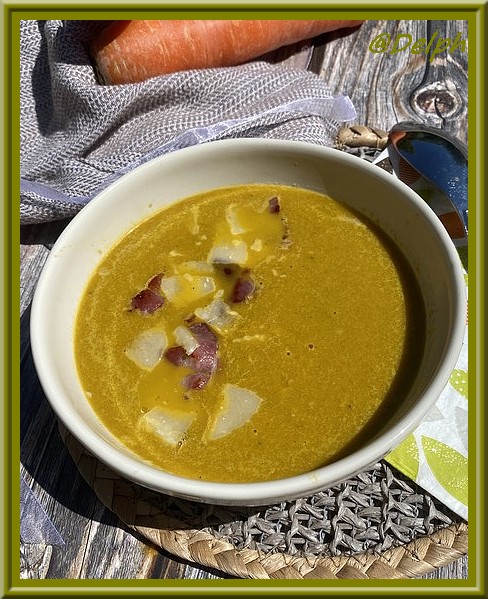 Velouté de carottes, oseille et parmesan