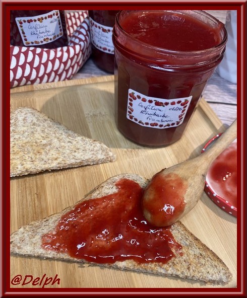 Confiture de framboises et rhubarbe
