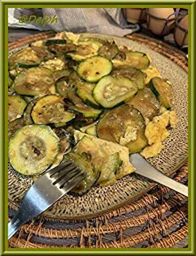 Omelette aux courgettes braisées à l’ail
