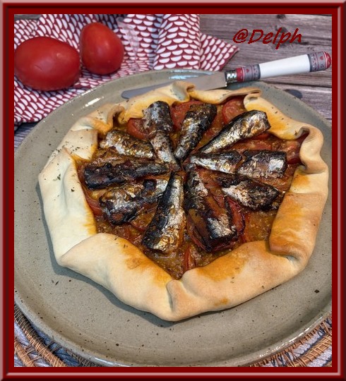 Tarte rustique à la tomate et aux sardines