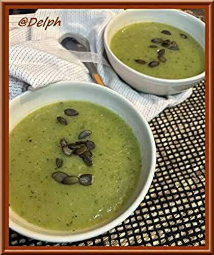 Crème de pommes de terre et courgettes
