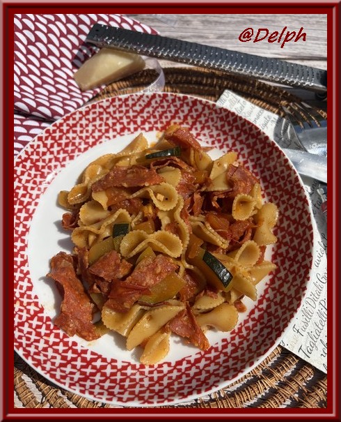 One pot pasta aux tomates, courgette et chorizo