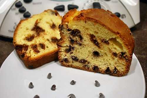 Cake aux pépites de chocolat au thermomix, préparé en 10 minutes.