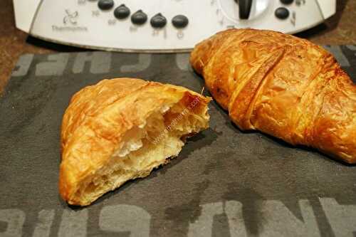 Croissant pur beurre au thermomix, préparés en 20 minutes.