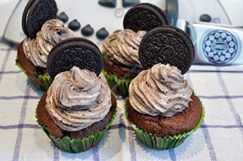 Cupcakes Oreo au thermomix, préparés en 5 minutes.