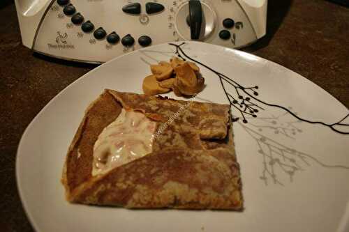 Galette de sarrasin jambon, gruyère, champignons et béchamel au thermomix, préparée en 10 minutes.