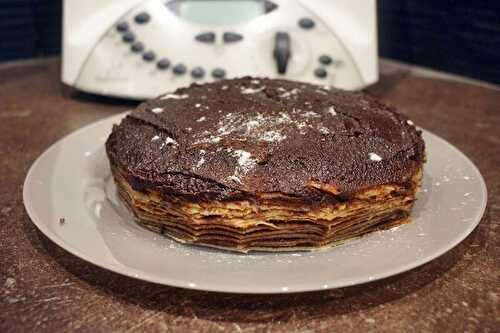 Gâteau de crêpes au chocolat au thermomix, préparé en 30 minutes.