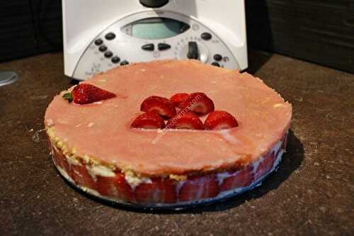 Gâteau fraisier au thermomix, préparé en 20 minutes.