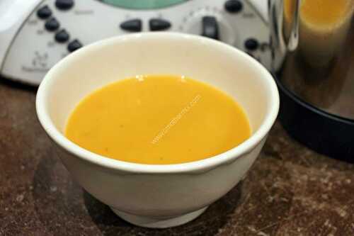 Potage potiron poivrons tomate au thermomix, préparé en 5 minutes.