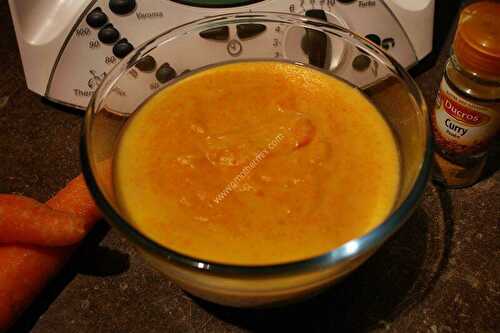 Purée pommes de terre, carottes et curry au thermomix, préparée en 5 minutes.